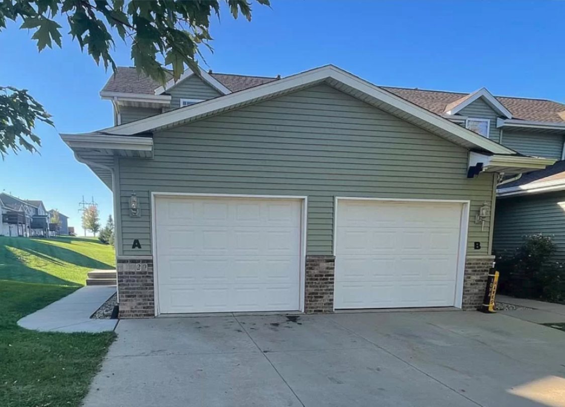 Hanson smart home — 3820/3920 37th Ave SW, Cedar Rapids